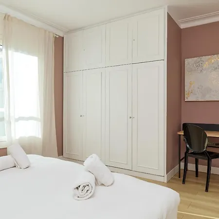 Casa Cosi - Casanova 6 Apartment Barcelona